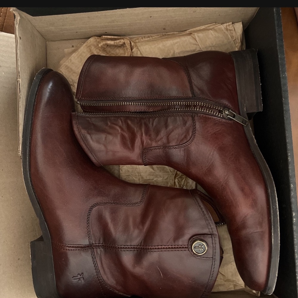 FRYE - Melissa Button Short Boot